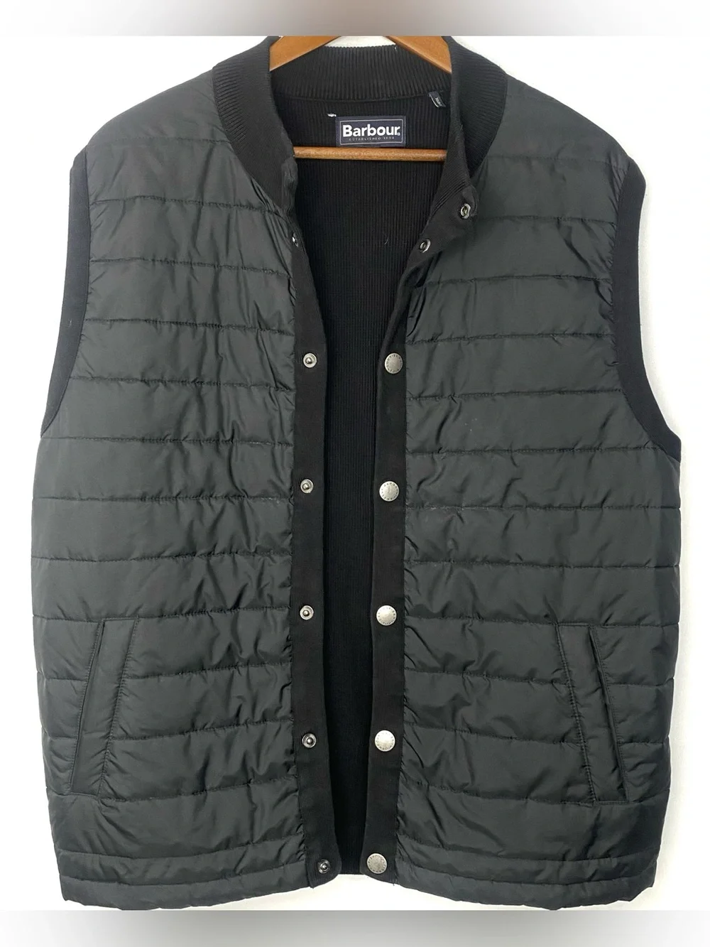 Barbour Mens Black Essential Gilet Quilted Snap Button Front Vest Jacket Size XL